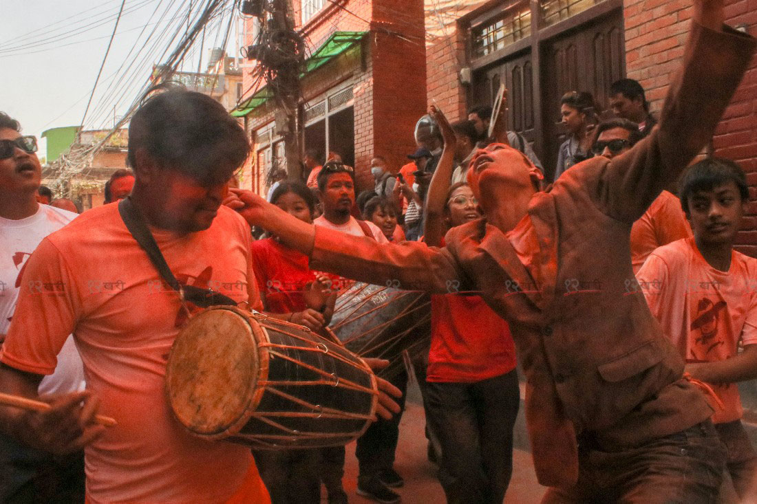 यसरी मनाइयो सिन्दुर जात्रा (तस्बिरसहित) 